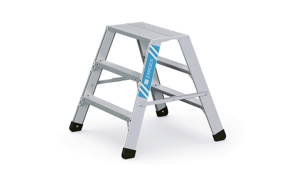 Jaké jsou vhodné žebříky do zimy a bláta? Poradíme vám