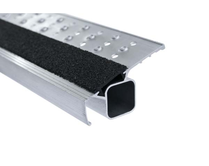Detail zpracování stupňového žebříku R13 step S